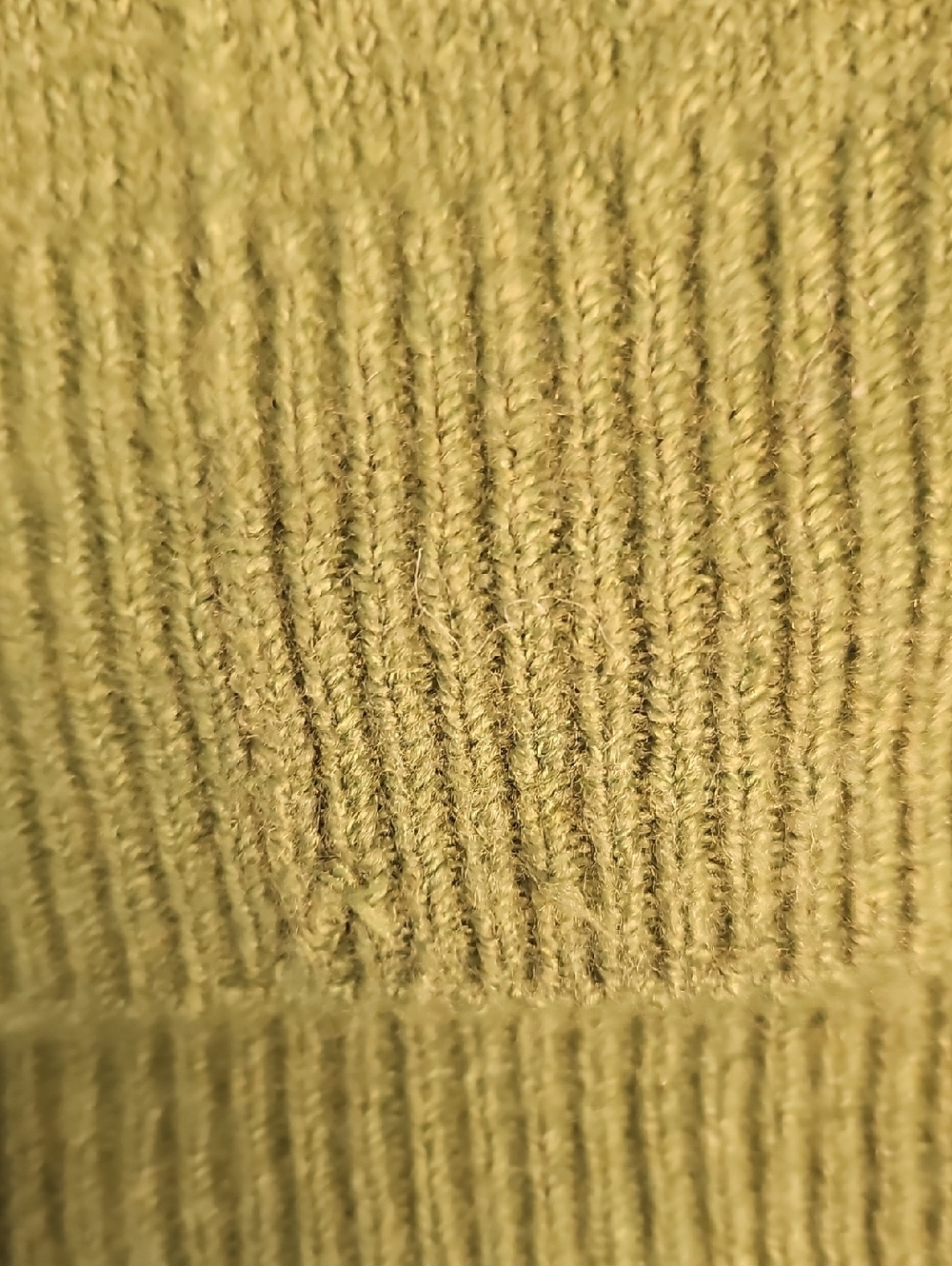 Vince Camuto Green Sweater NWT - Picture 6 of 7